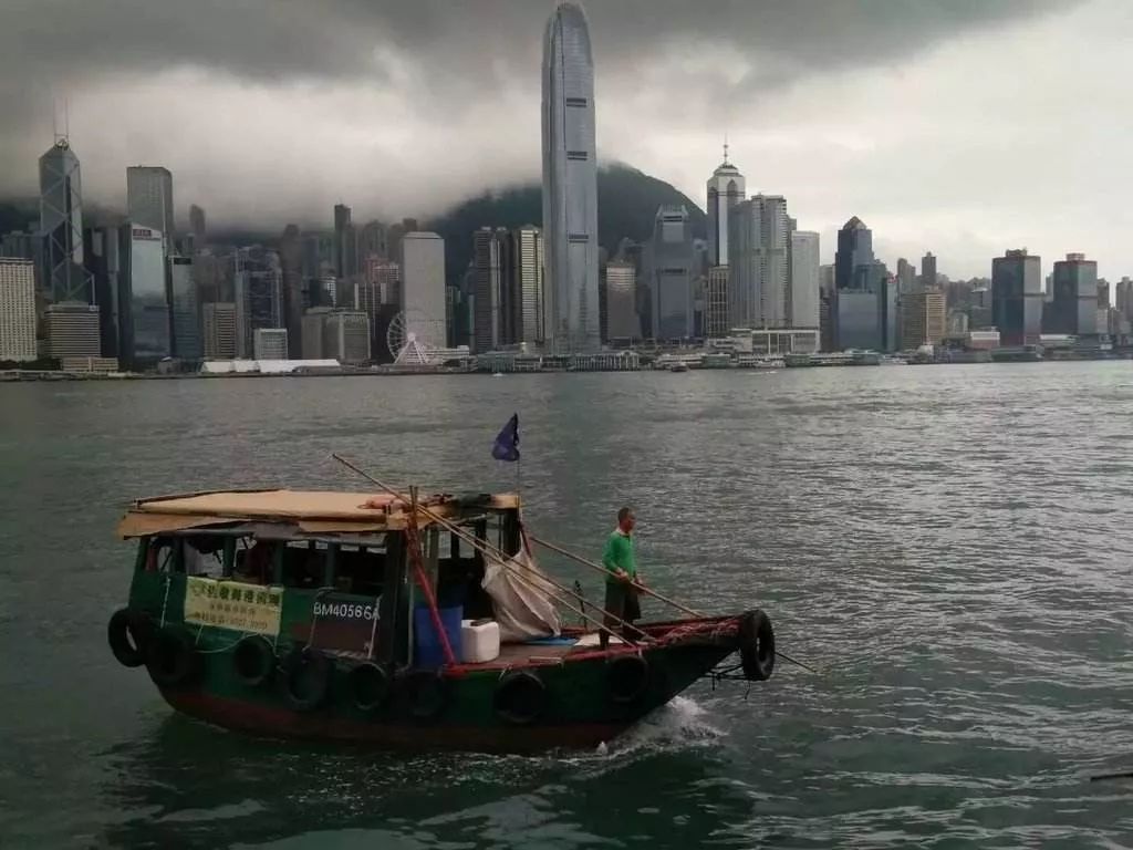 原创 | 二十年后的香港……